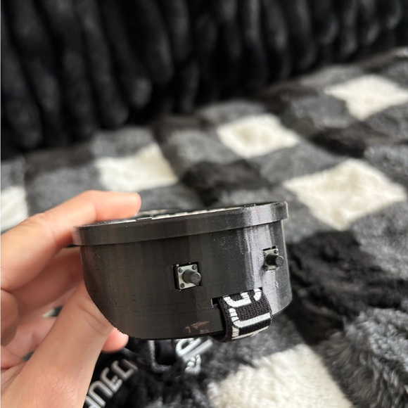 LED Circular Pattern Glasses - Picture 6 of 6